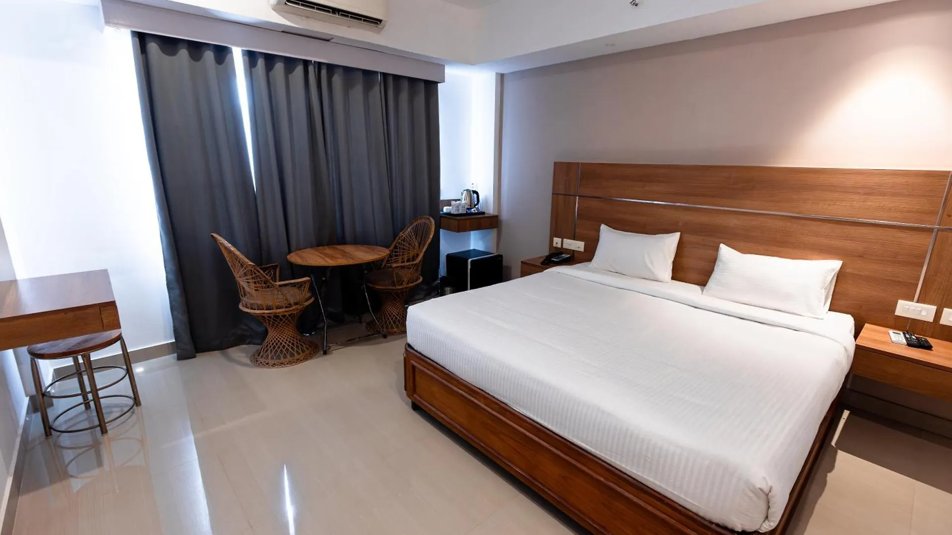 ***  Hotel Mangala Temple View Guruvāyūr インド